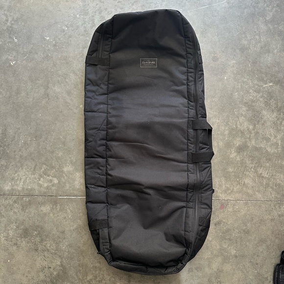 Dakine Hydro Foil Quiver Bag 135 - Picture 3 of 10